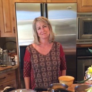 Diane Esqueda, Certified Holistic Nutrition Consultant